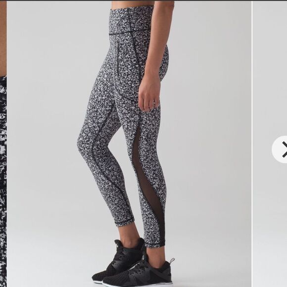 Lululemon Women’s Invigorate 7/8 Tight Daisy Dust Alpine White/Black Size 6 - Picture 2 of 8